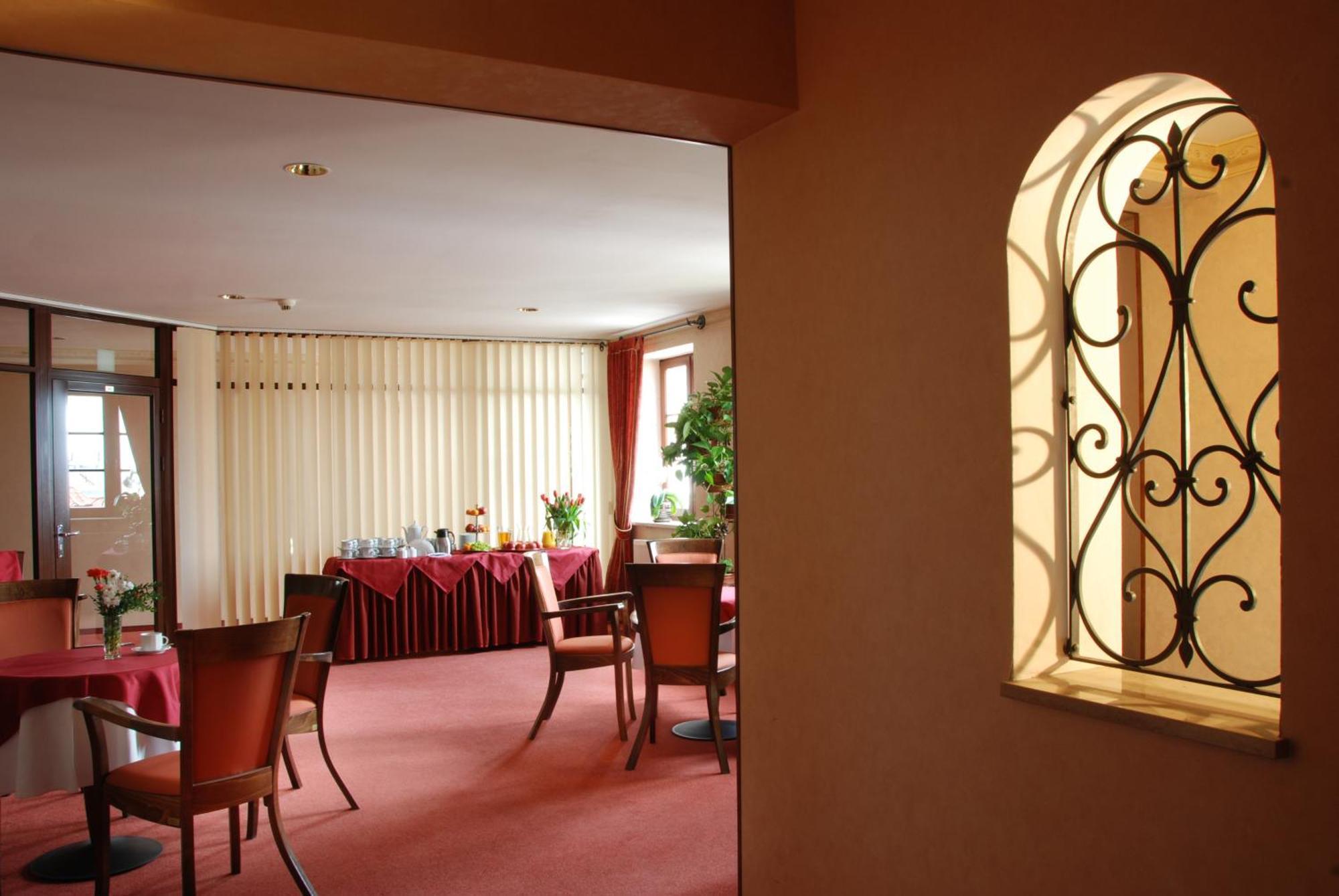 Hotel Basztowy Sandomir Extérieur photo